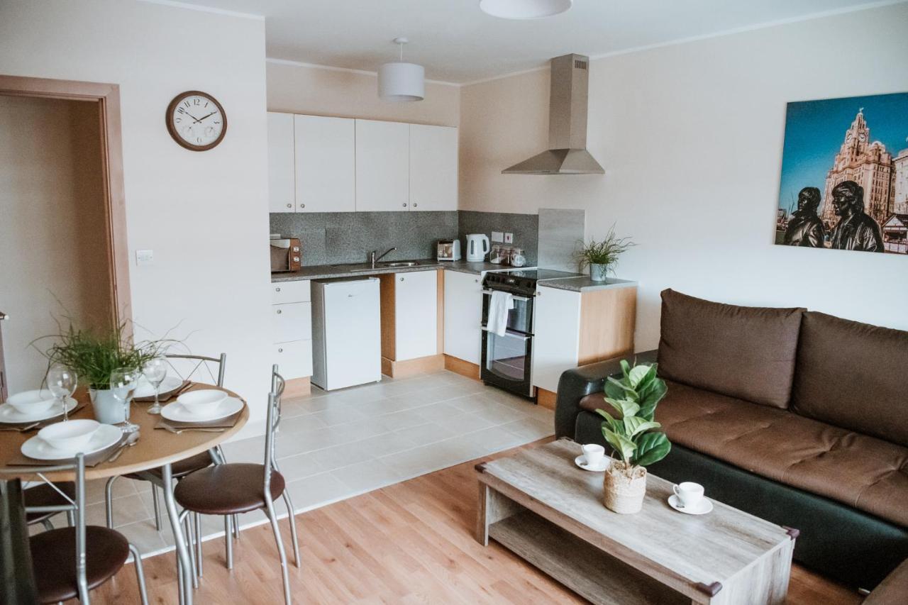 Flat 5 Lovely 1-bedroom Flat In Apartment *