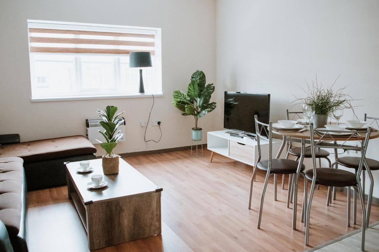 Flat 5 Lovely 1-bedroom Flat In *